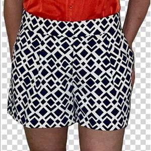 Ann Taylor * Geometric Print Trouser Style Shorts * Size 4